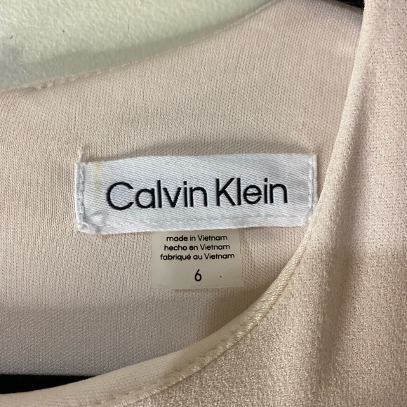 Size 6 Blush Calvin Klein dress - Picture 4 of 4